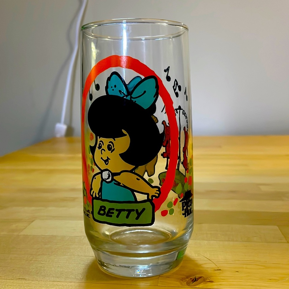 1986 Betty Rubble Pizza Hut Glass